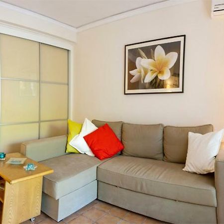 Comfortable Garden Apt Near Vouliagmeni Beach Athènes Extérieur photo
