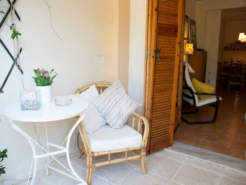 Comfortable Garden Apt Near Vouliagmeni Beach Athènes Extérieur photo
